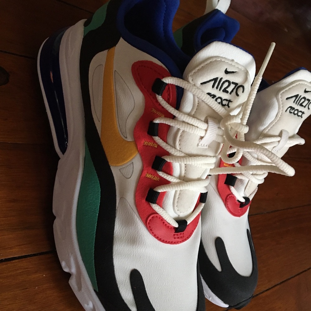 Nike 270 reacts